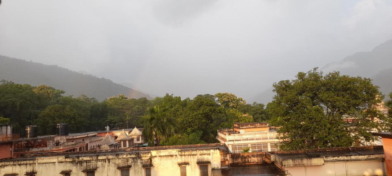 Monika Home Stay Rishikesh Exterior photo